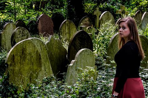 The wicked spell of the highgate vampire